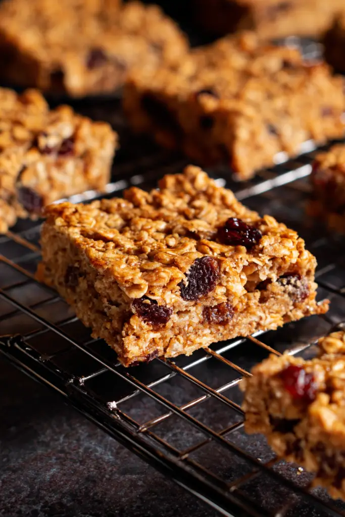 oatmeal raisin cookie bars