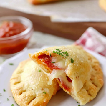 Homemade Pepperoni Pizza Pockets